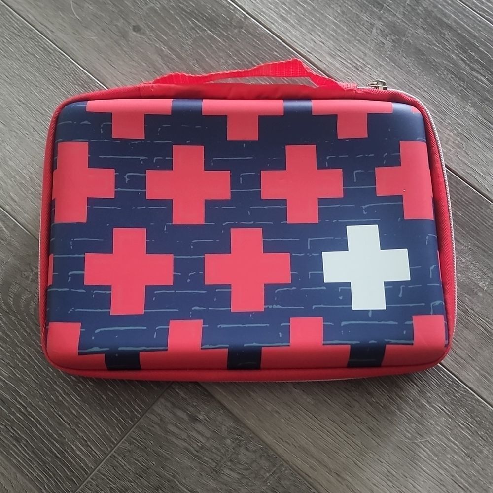First Aid Carrying Case